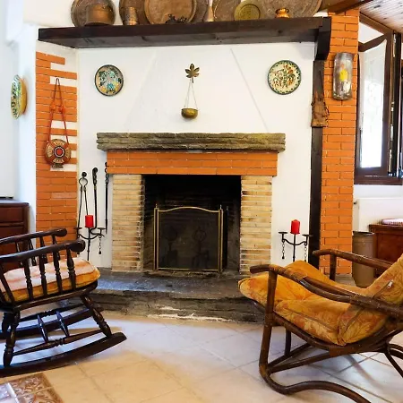 Sani Traditional Forest Vakantiehuis *