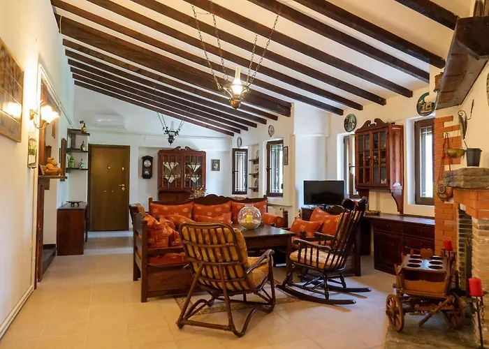 Vakantiehuis Sani Traditional Forest