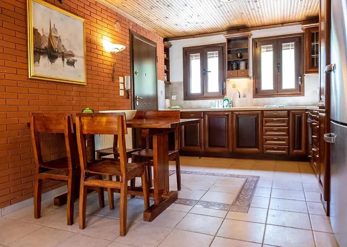 Vakantiehuis Sani Traditional Forest *