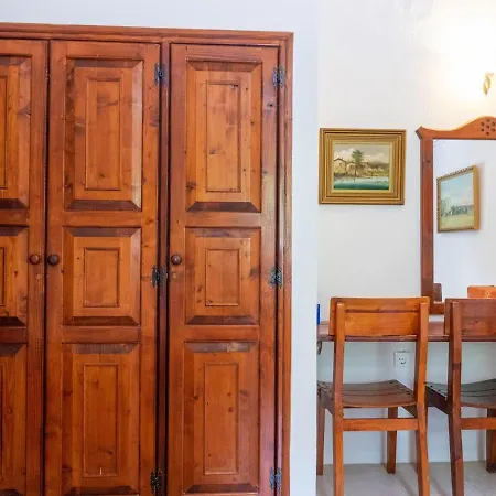 Feriehus Sani Traditional Forest *